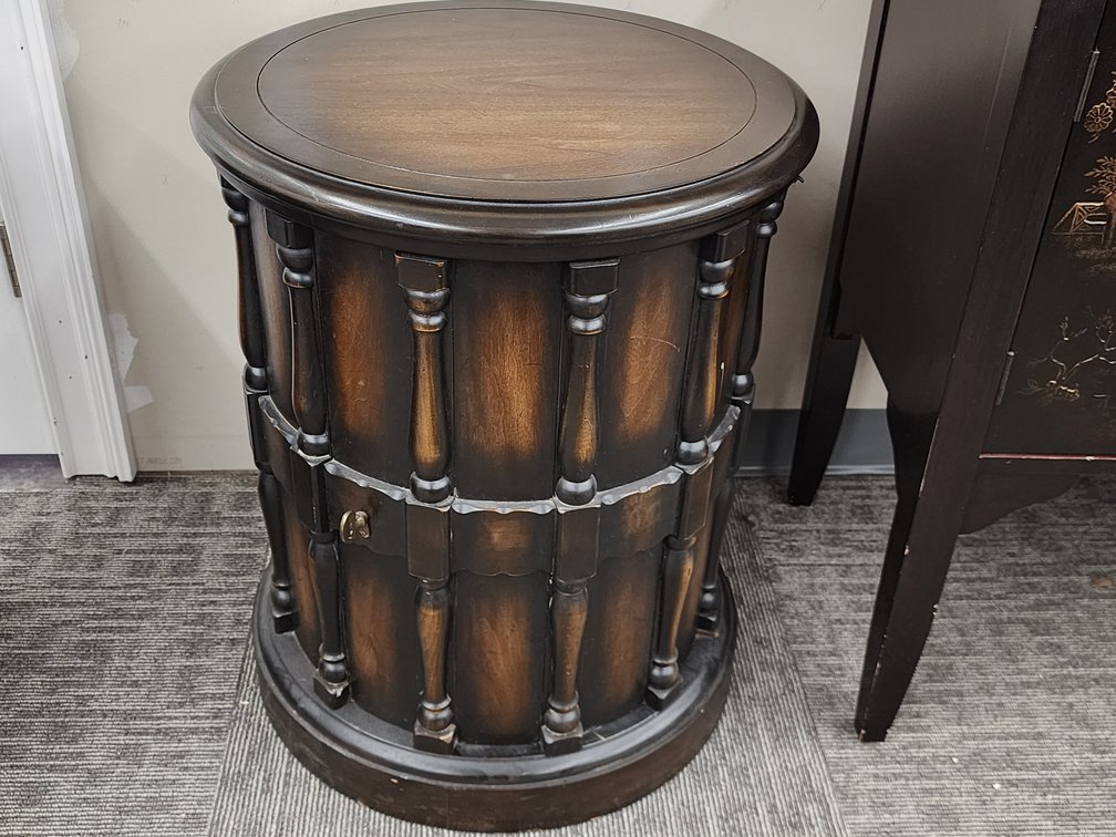 Stamps, Coins & Office Furnishings Auction