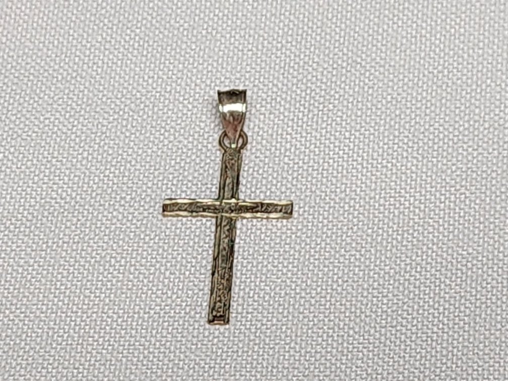 10K Gold Cross