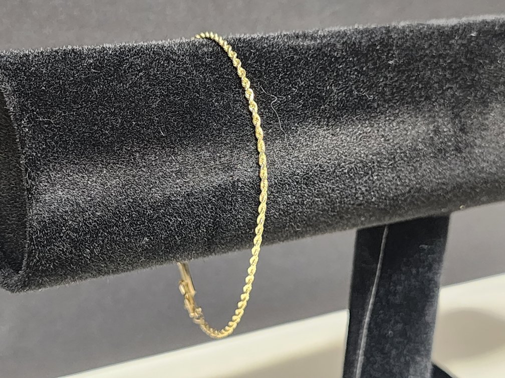 10K Bracelet 