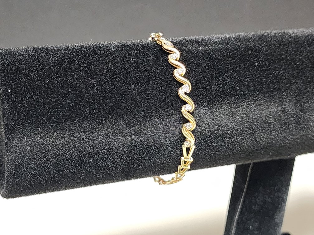 14K Gold Bracelet 