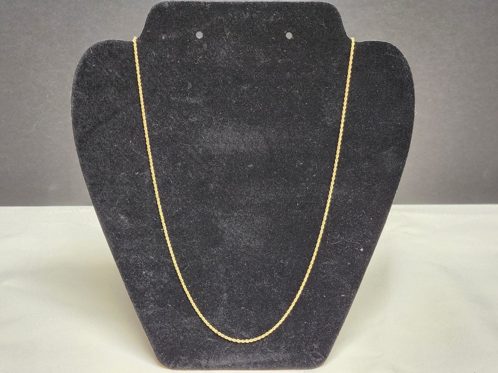 10K Gold Necklace 