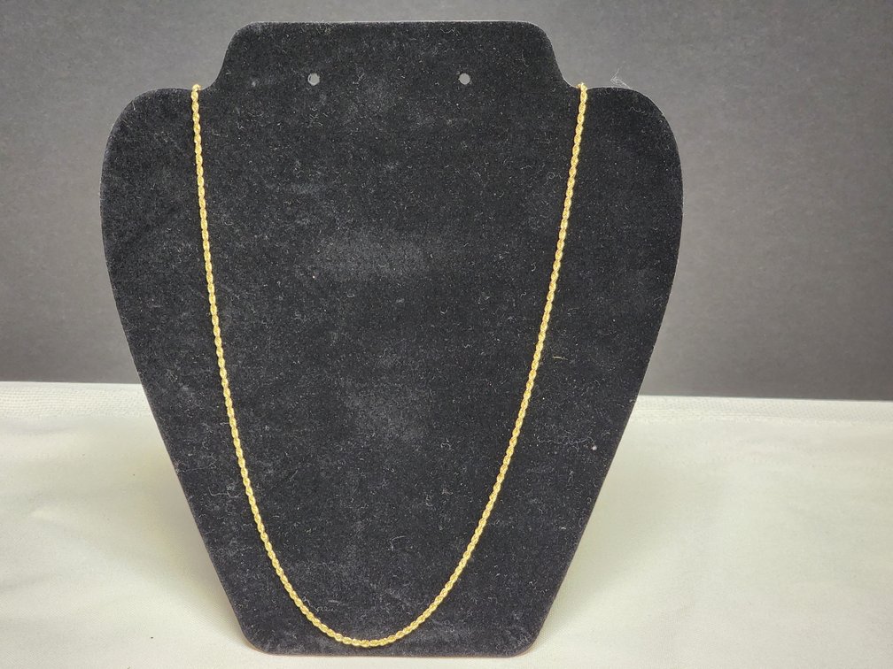 10K Gold Necklace 