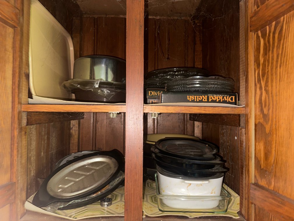 Contents Of Cabinets 