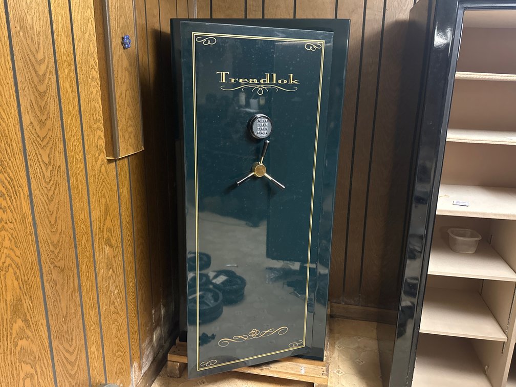 Treadlok Safe 