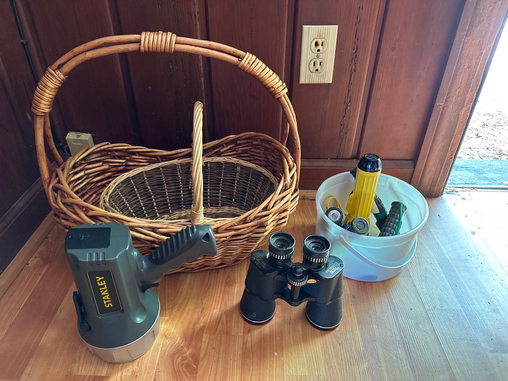 Baskets, Binoculars & Flash Light Lot