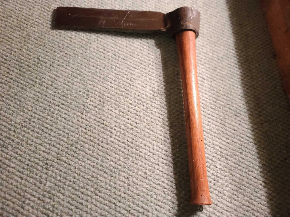 Splitting Froe