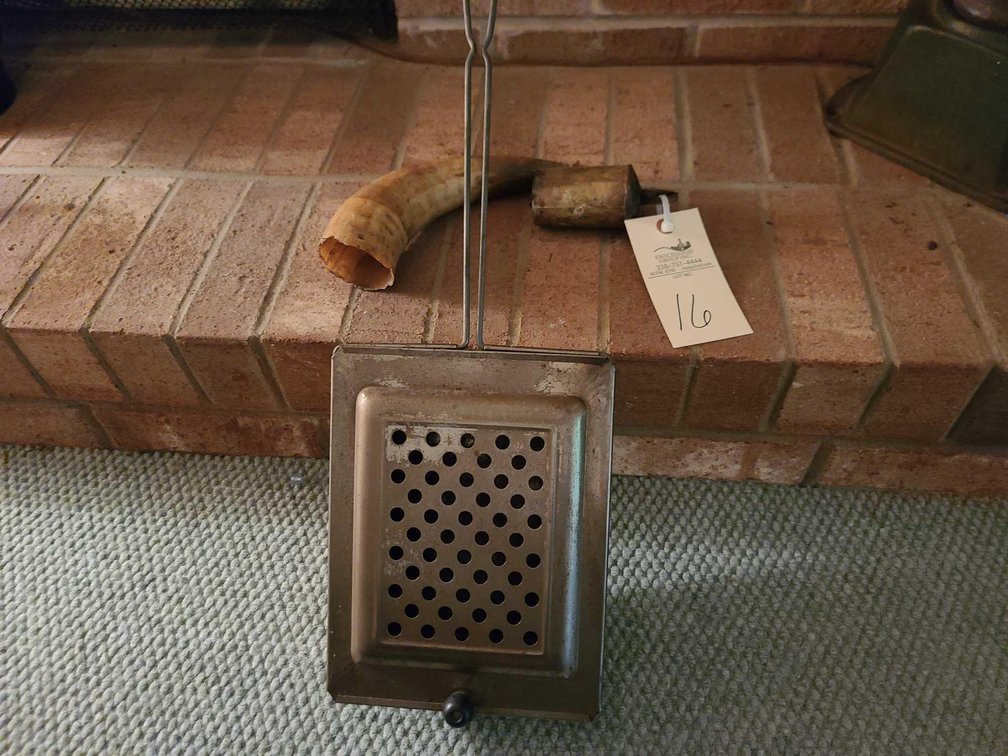Antique Cow Bell/Powder For/Bed Warmer
