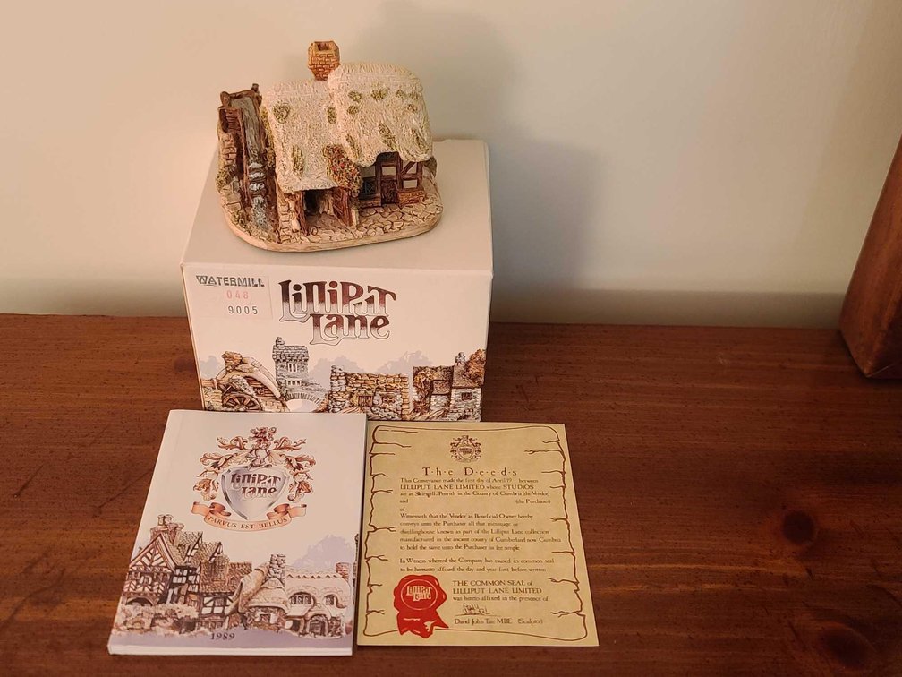 Lilliput Lane Cottage Collections