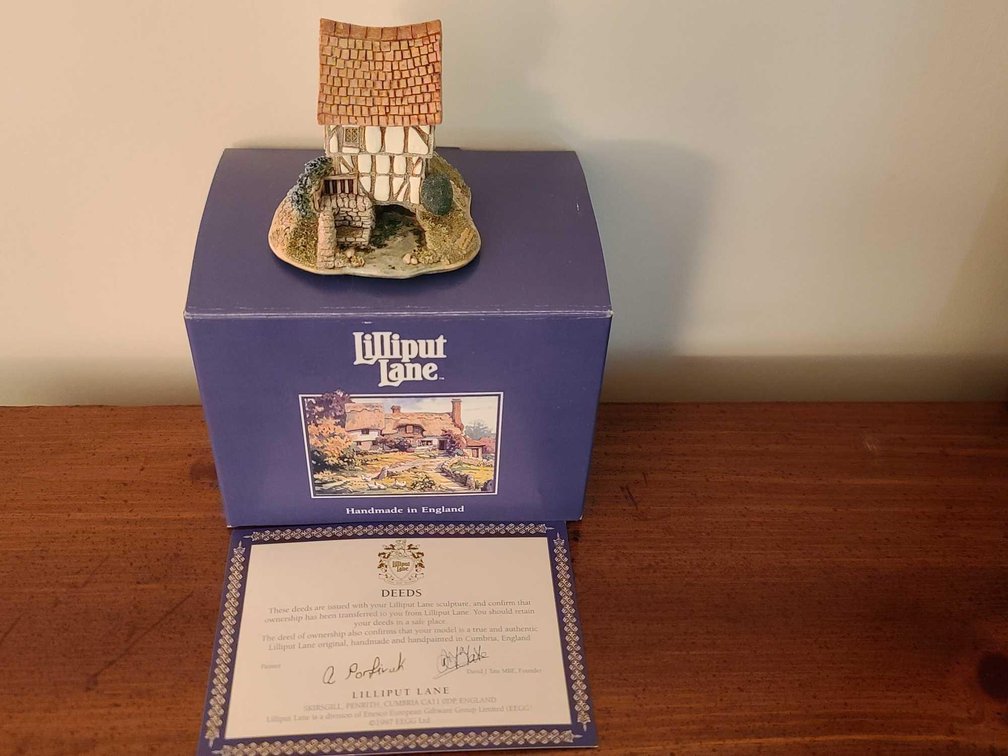 Lilliput Lane Cottage Collections