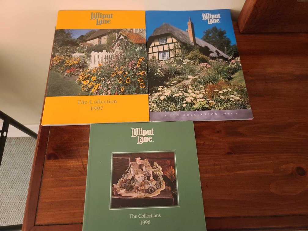 Lilliput Lane Collections Books