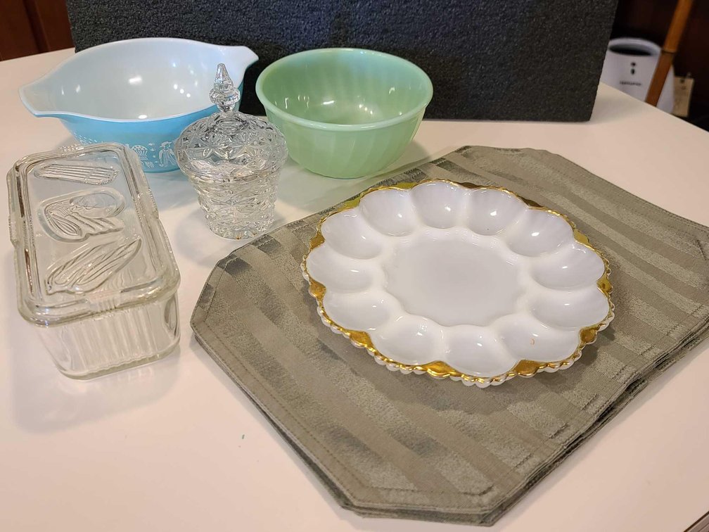 Milk Glass Egg Plate/Pyrex Bowl/Refrigerator Bowl