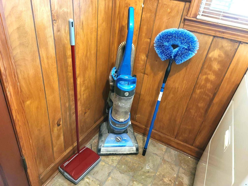 Hoover Vacuum/Sweepers
