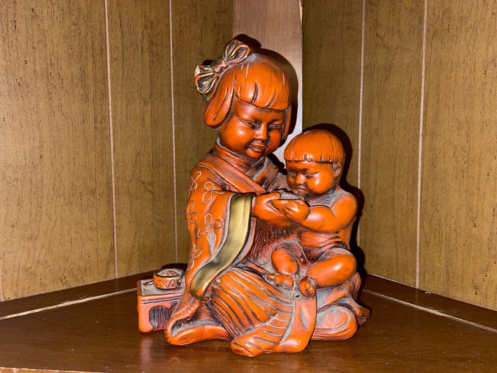 Universal Statuary Japanese Girl Figure