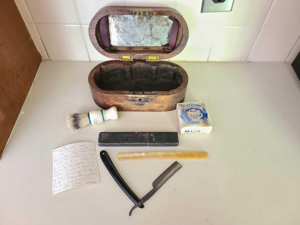 Antique Shaving Kit