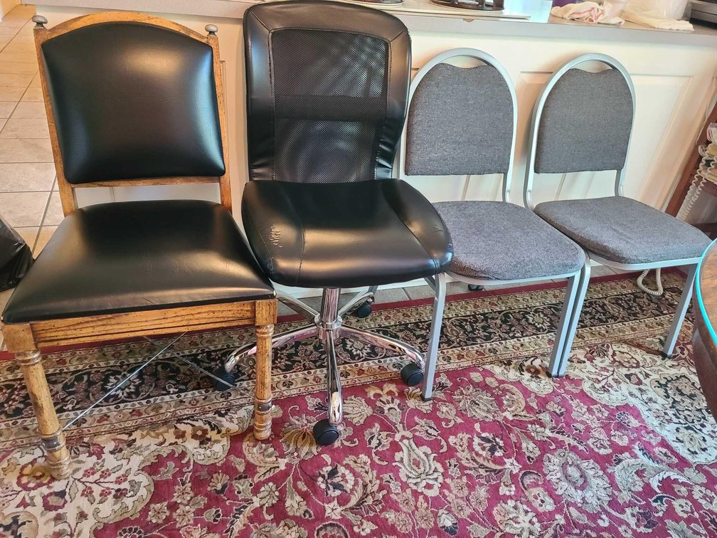 5 Chairs