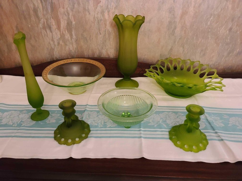 Westmoreland/Green Depression Glass