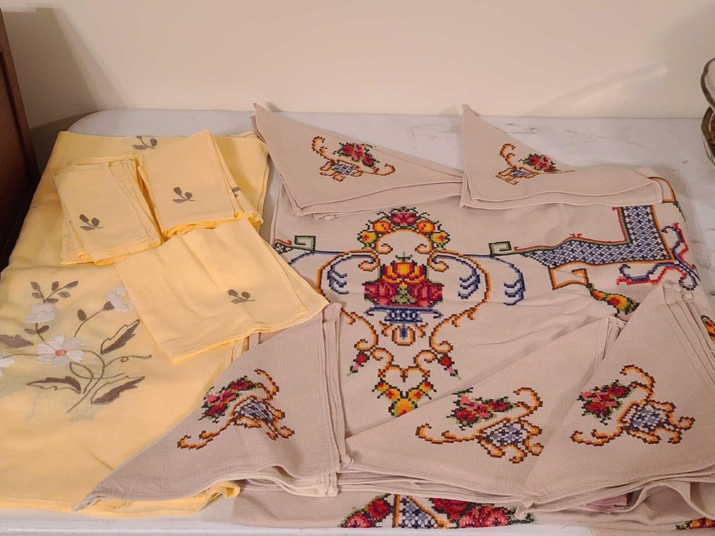 Tablecloths/Napkins