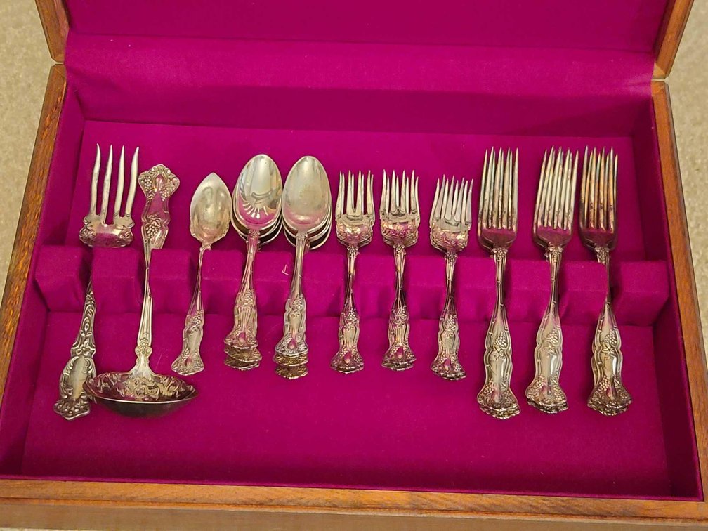 Antique Wm Rogers 1847 Flatware 