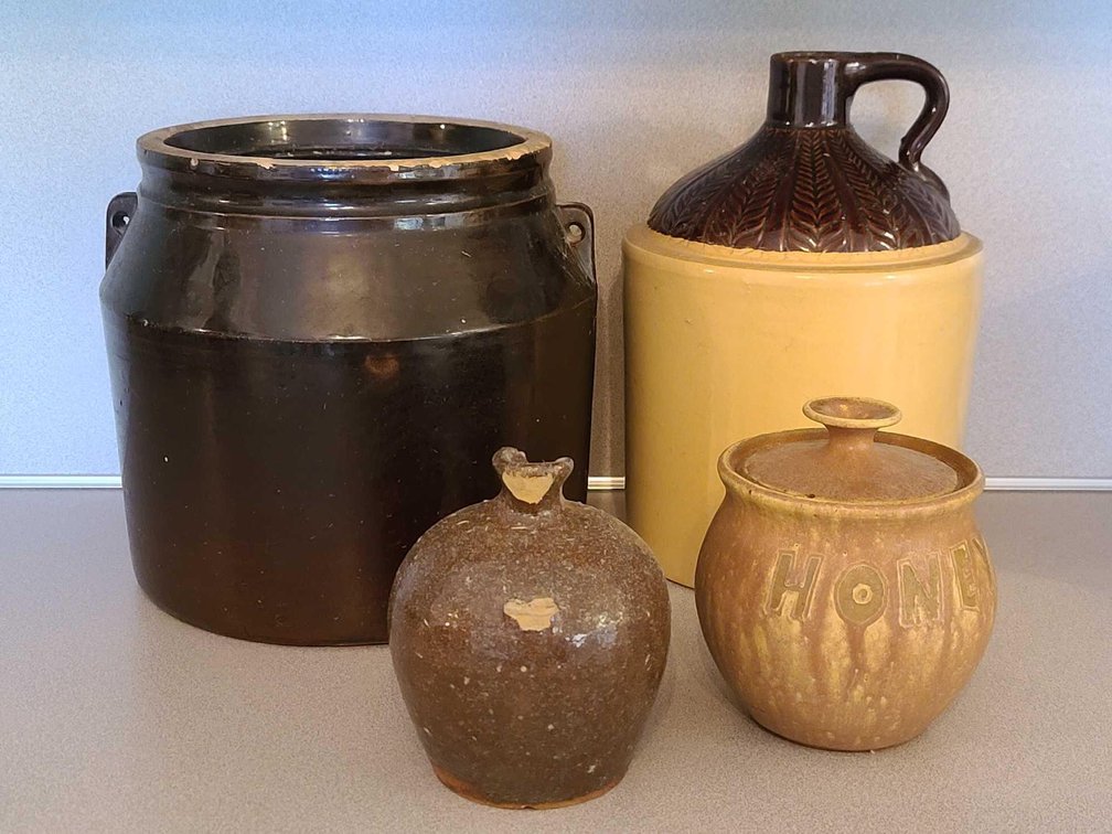 Honey Pot/Crock/Jugs