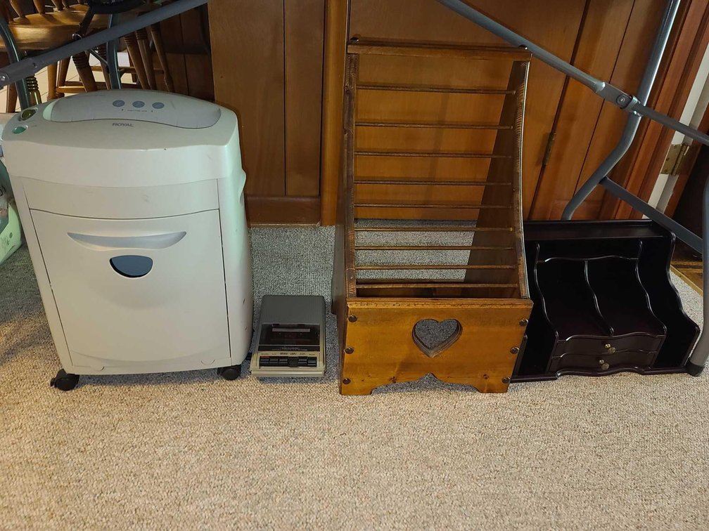 Paper Shredder/Cassette Recorder