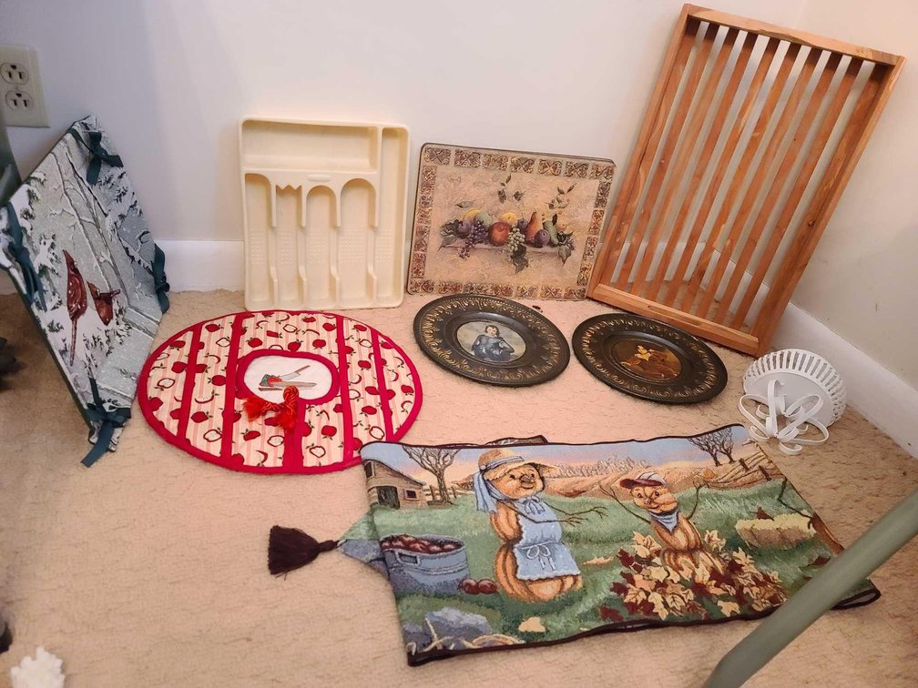 Wooden Tray/Placemats/Casserole Carrier