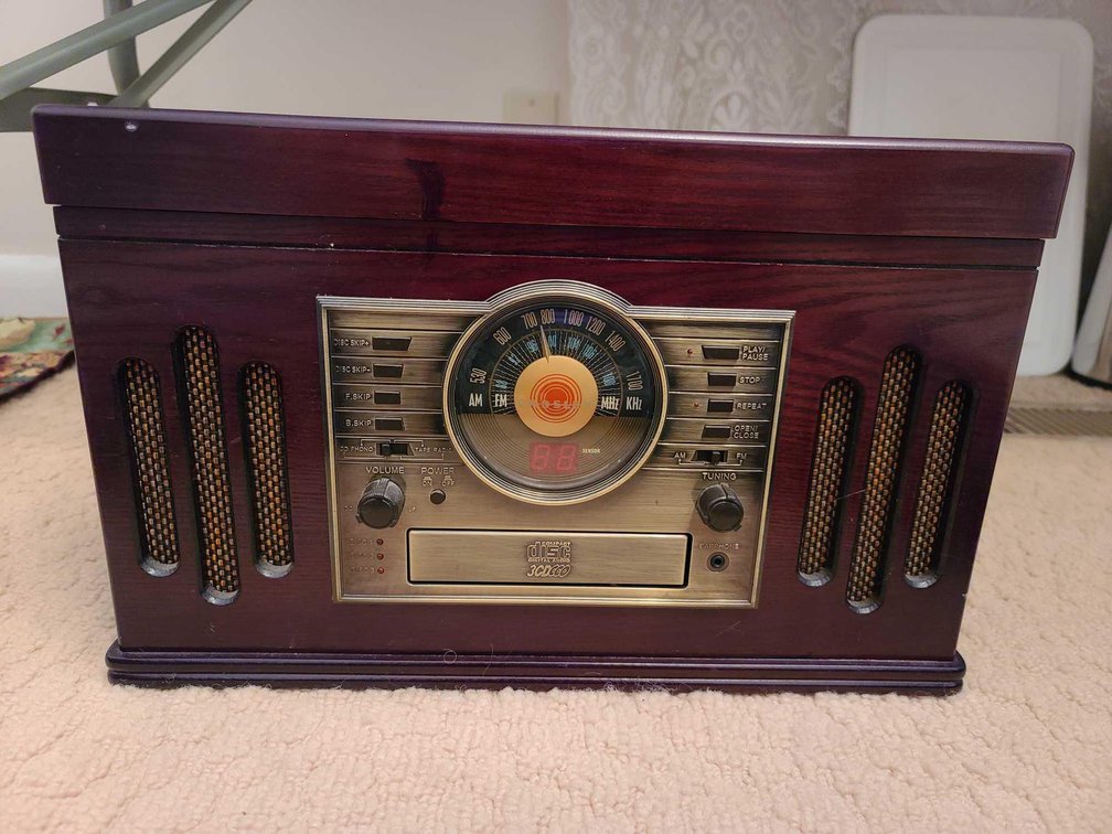 Crosley Celebrity 4-in=1 Entertainment