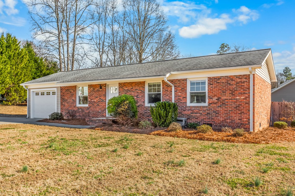 Tot Street Hidden Gem - Mocksville, NC