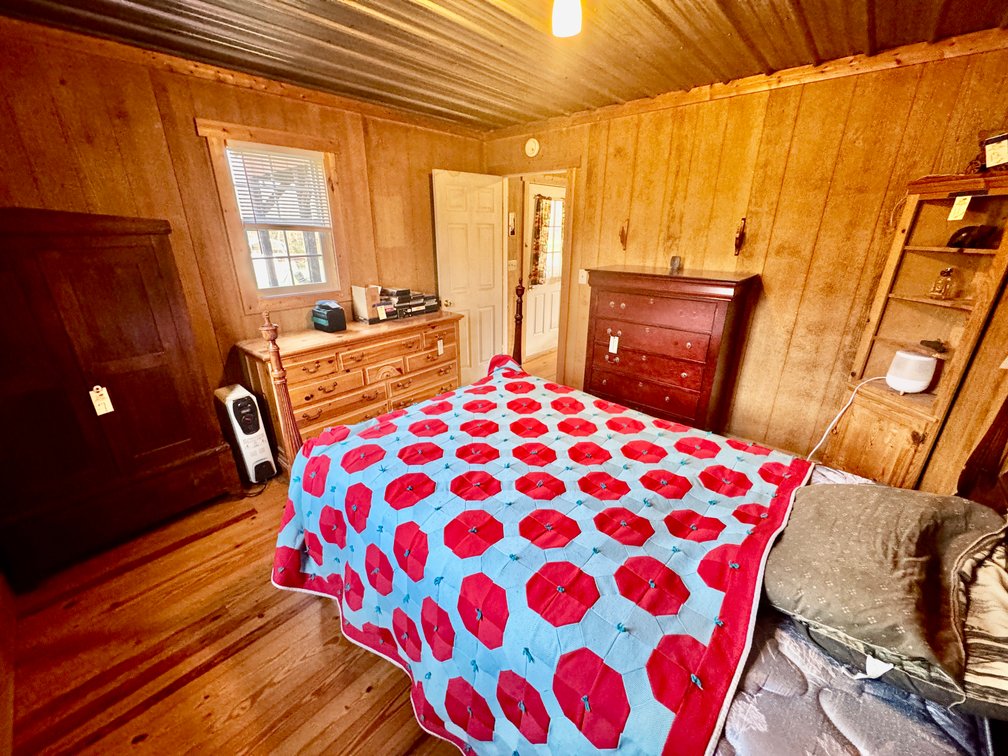 Love Valley Cabin