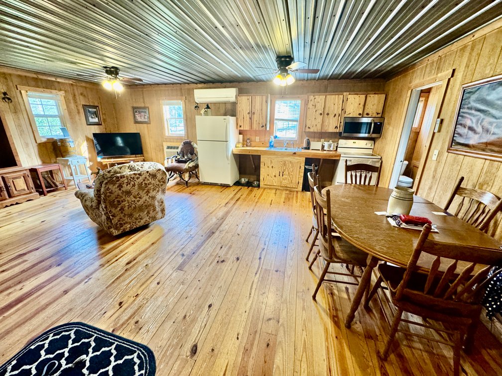 Love Valley Cabin