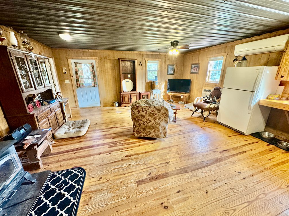 Love Valley Cabin