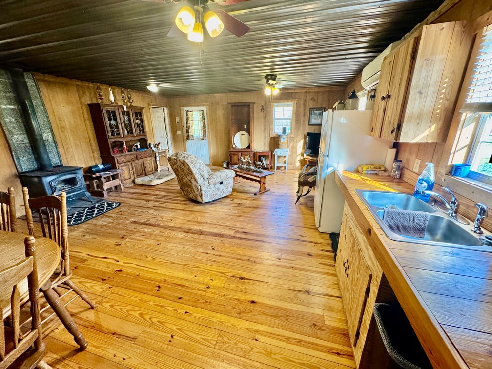 Love Valley Cabin