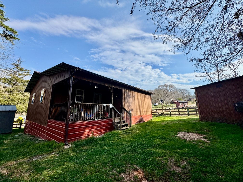 Love Valley Cabin
