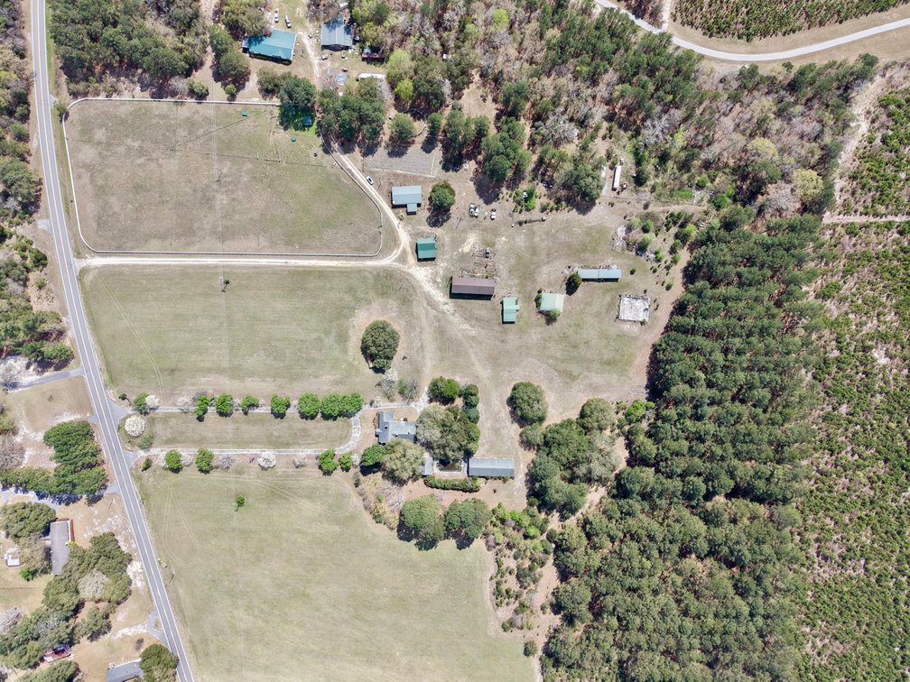 Bethune, SC Farm