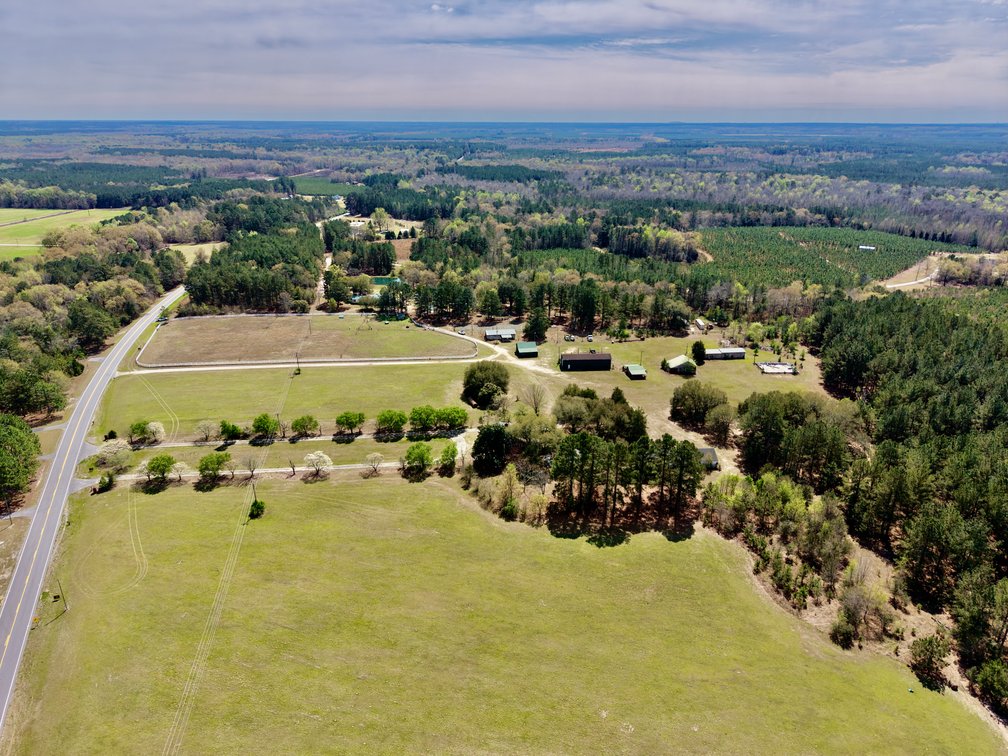 Bethune, SC Farm