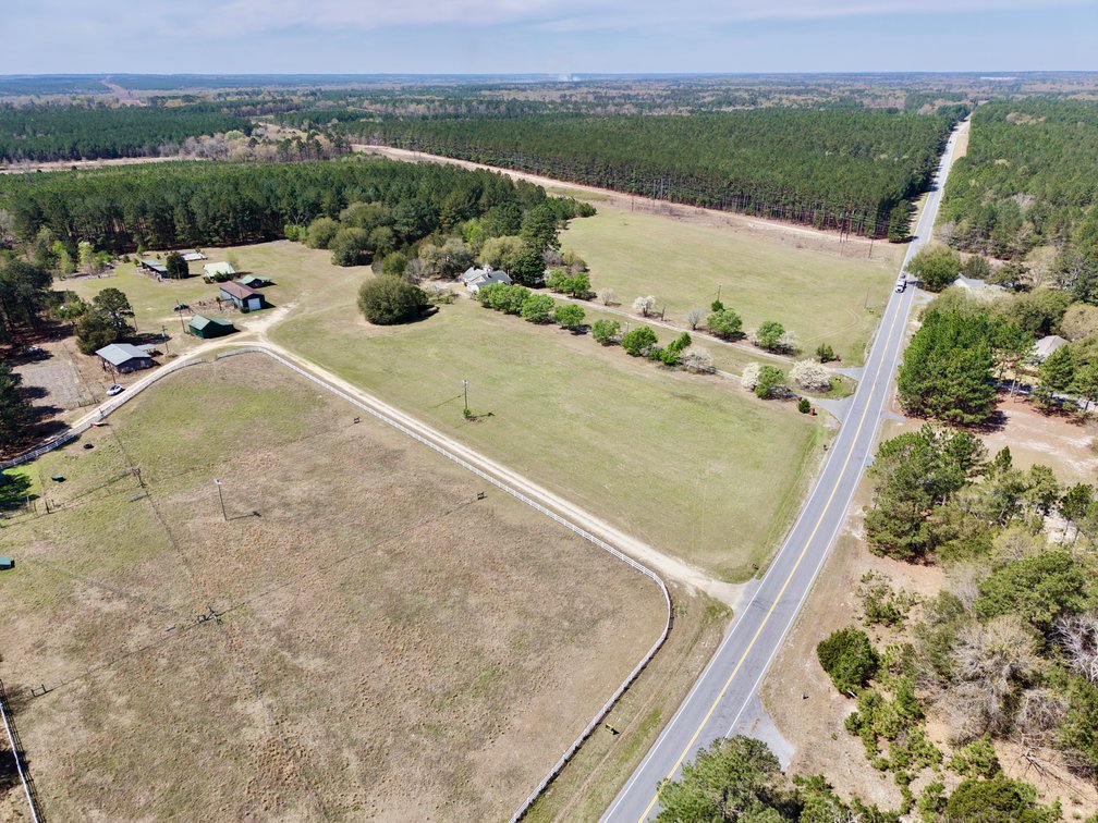 Bethune, SC Farm