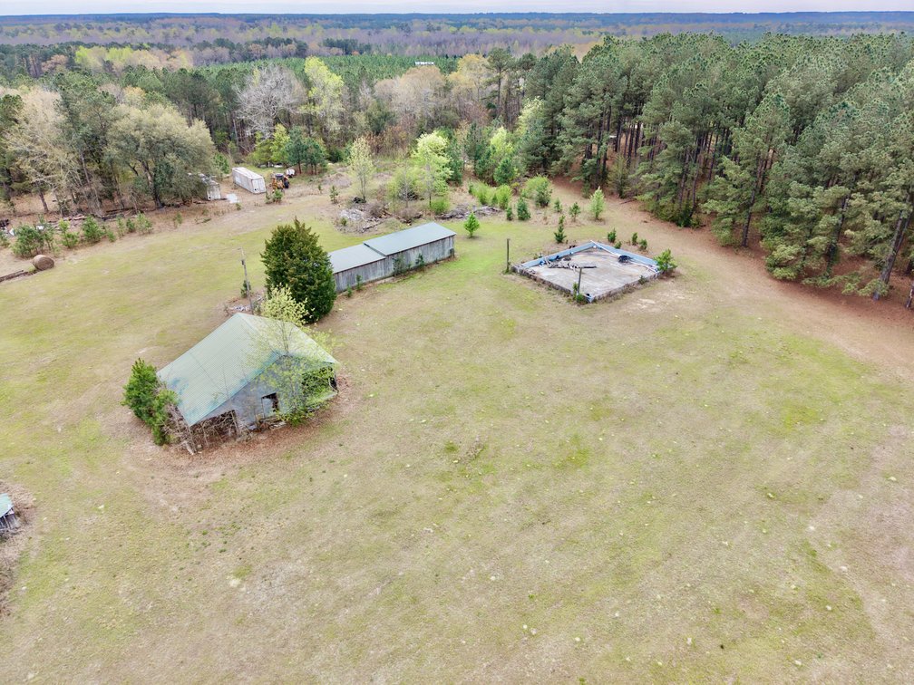 Bethune, SC Farm