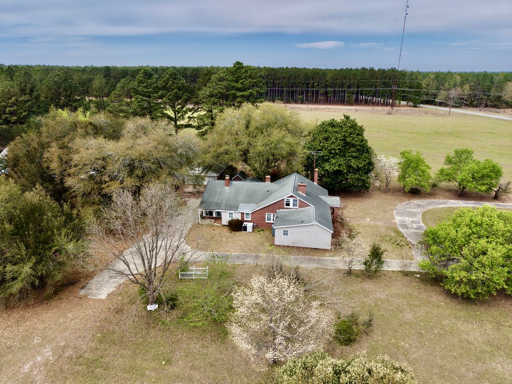 Bethune, SC Farm