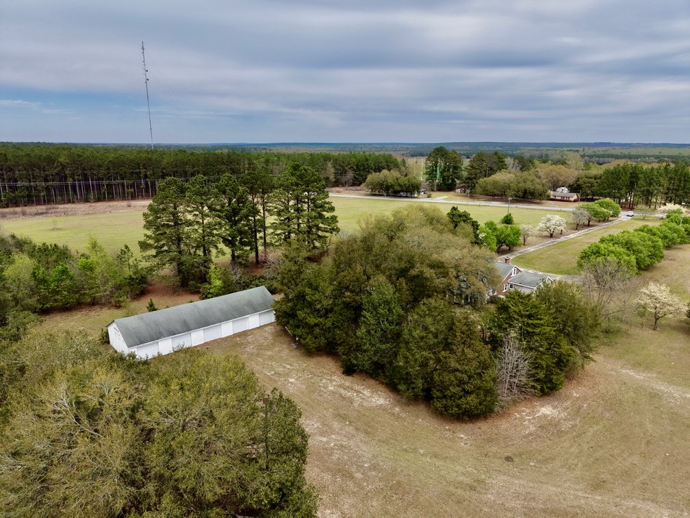 Bethune, SC Farm