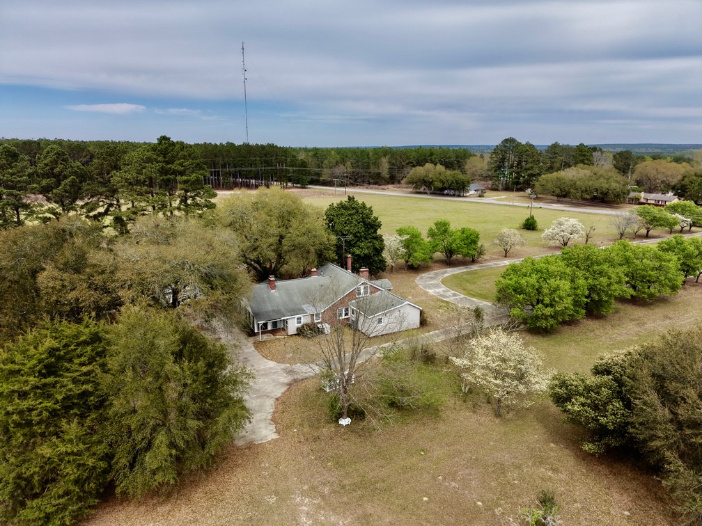 Bethune, SC Farm