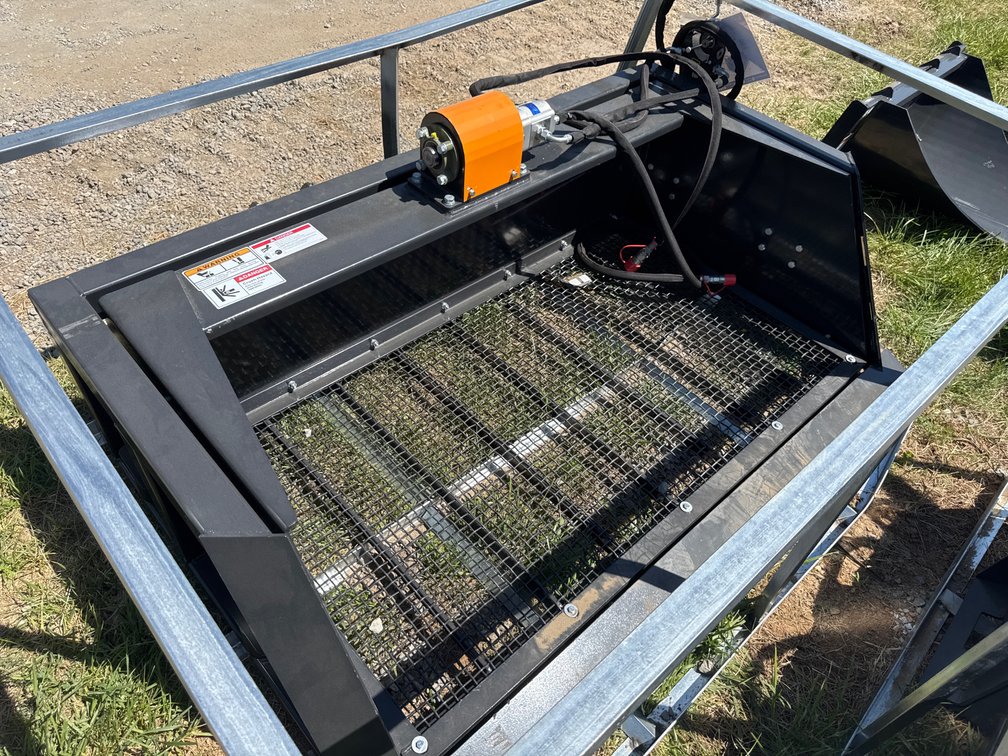 Skid Steer Screening  Bucket