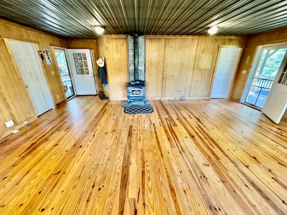 Love Valley Cabin