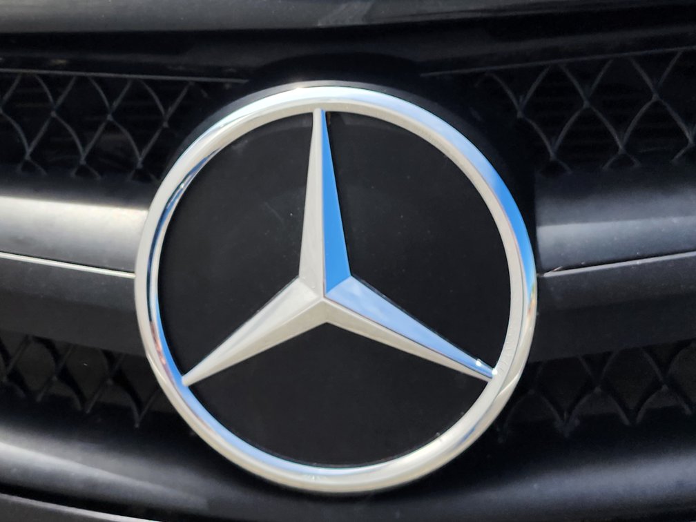 Drop Top In A Benz