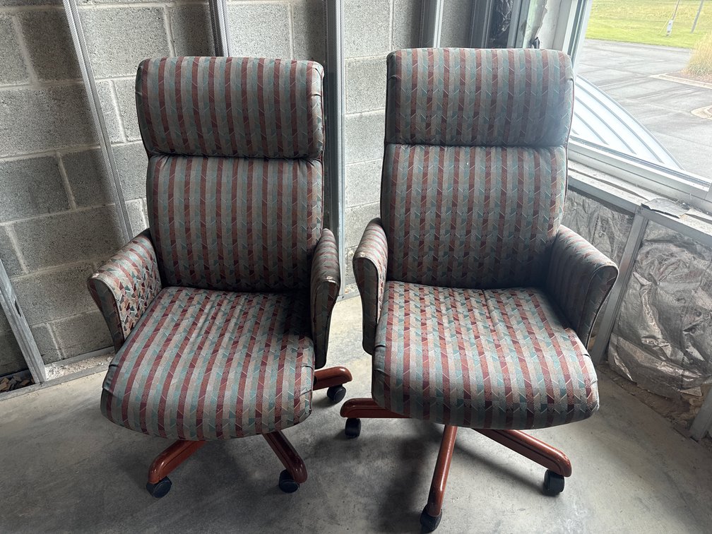 Commercial Office Furniture, Equipment & Décor Auction – Cubicles, Seating, Fixtures & More!