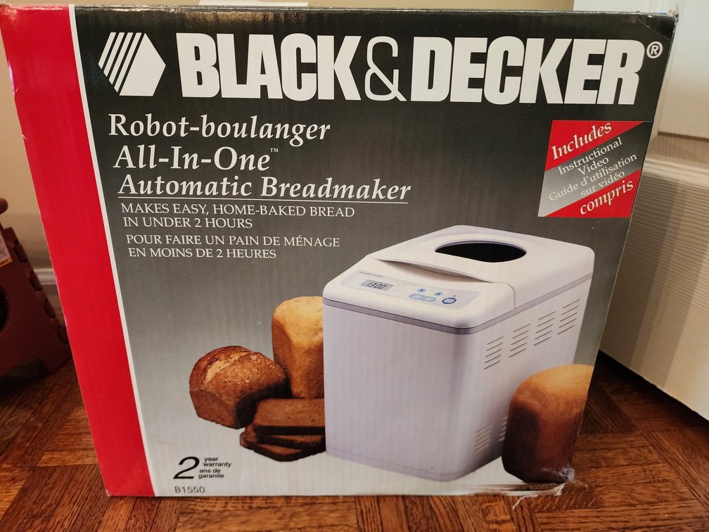 B & D Breadmaker