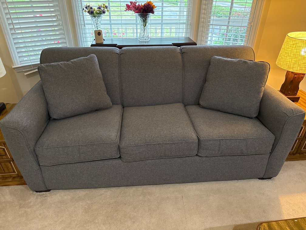 Craftmaster Furniture Inc. Grey Fabric 3-Seater Sofa