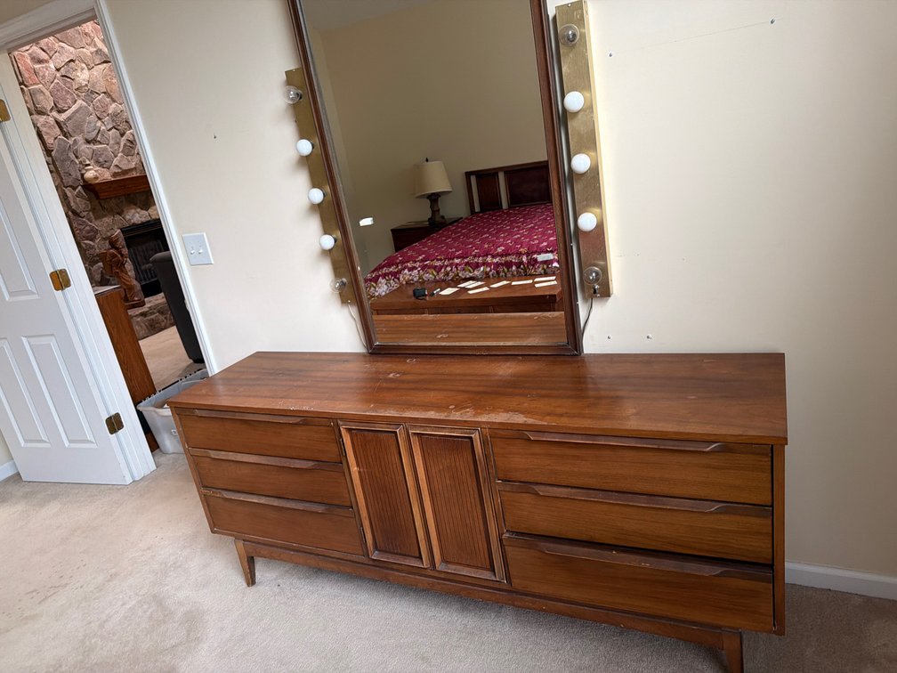 Mid-Century Modern Style Dresser with Vanity Mirror