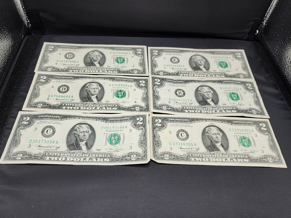$2 Bills