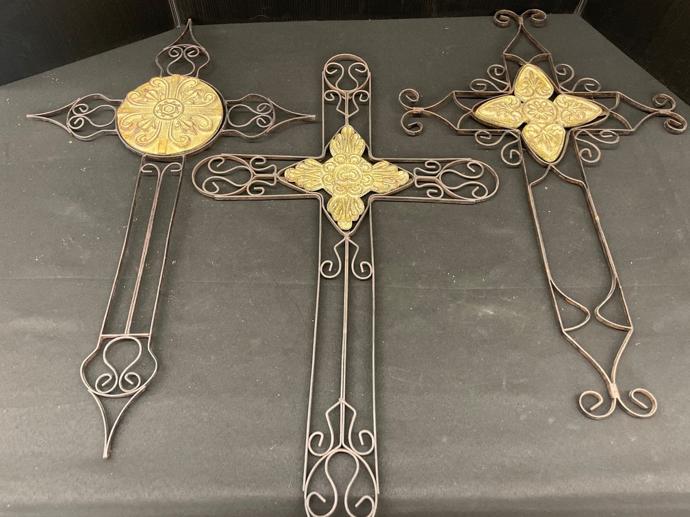 Decorative Metal Wall Crosses