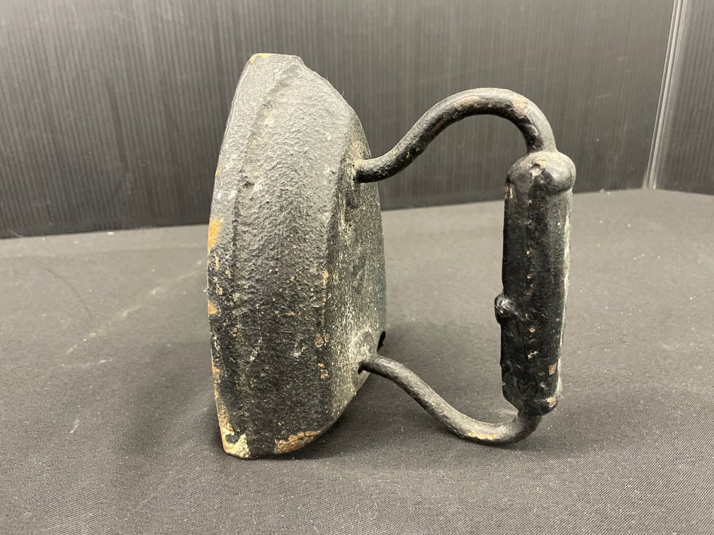 Cast Iron Sad Iron