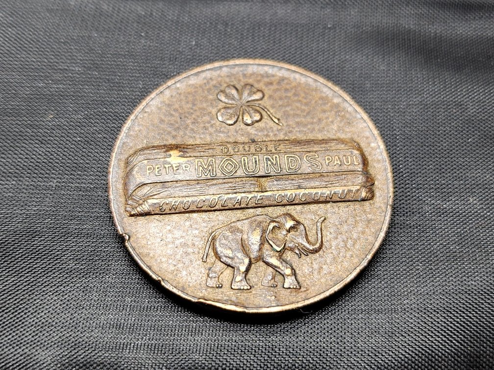 Mounds Good Luck Token